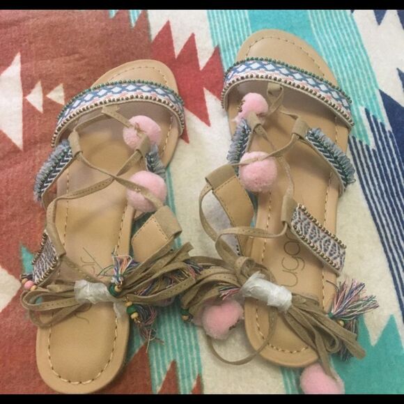 Boho sandals size 10 never worn - Picture 4 of 7